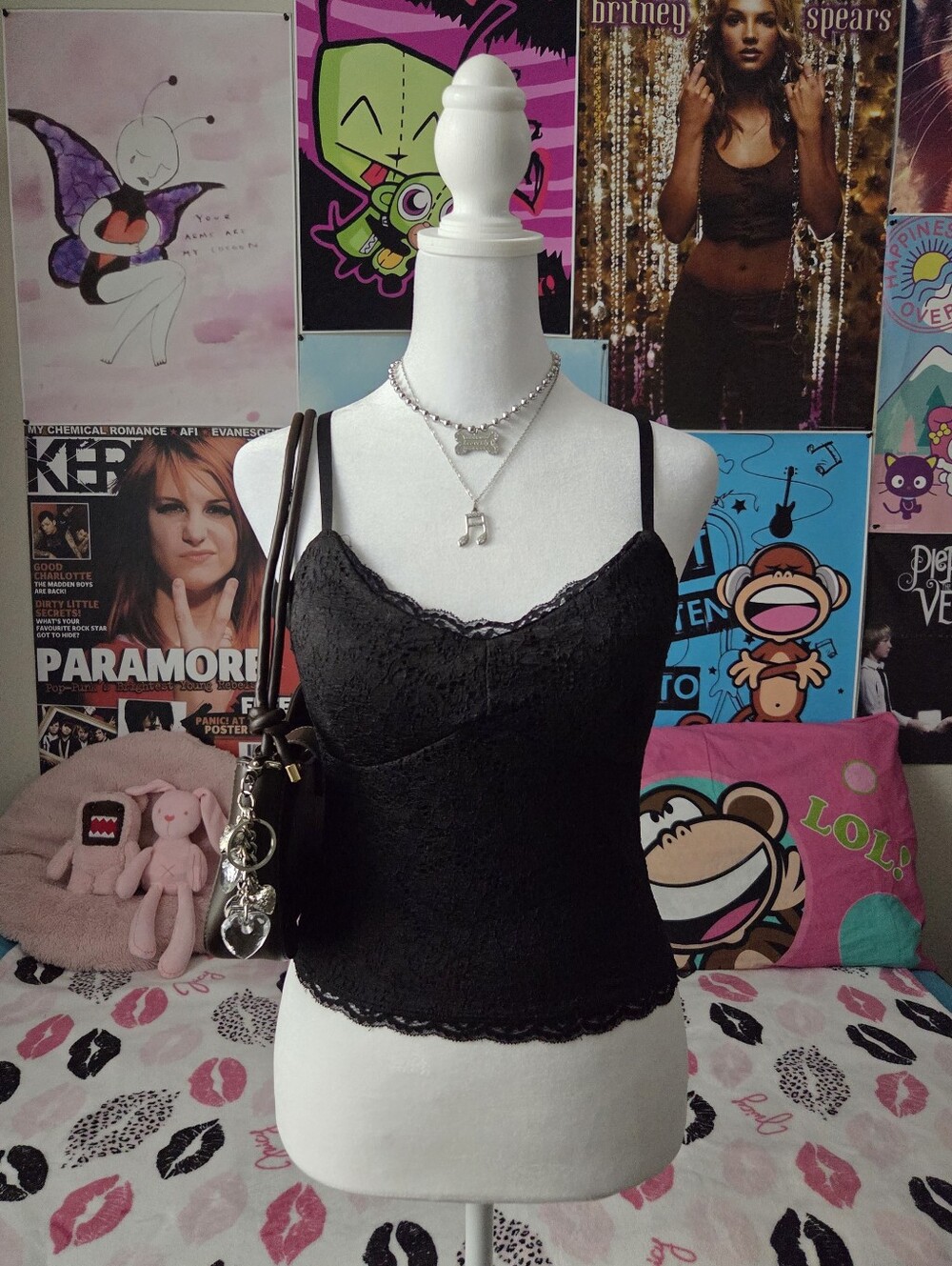 Y2k black lace cami top with adjustable straps